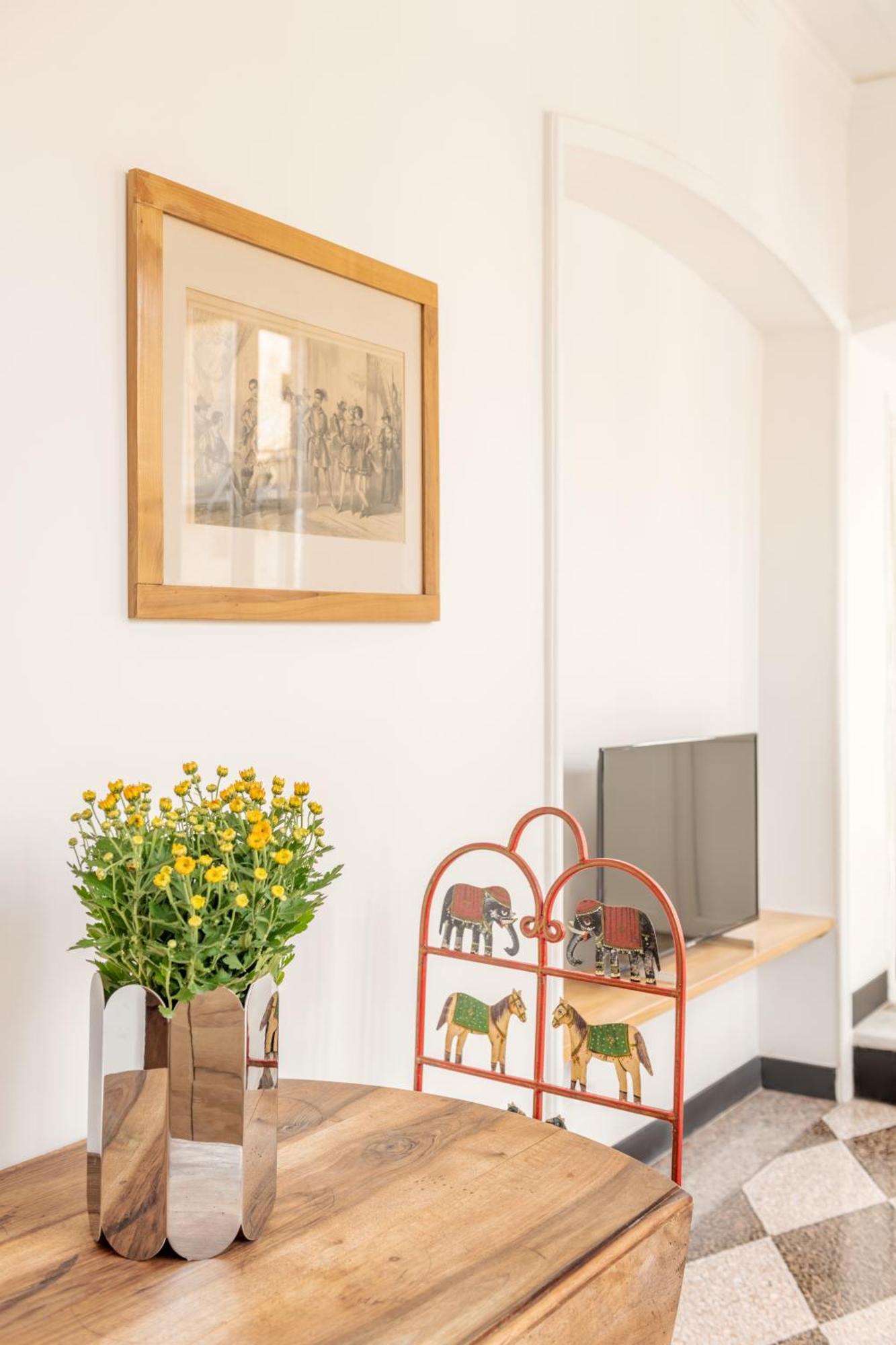 Cosy Apartment With Terrace Genova Eksteriør billede